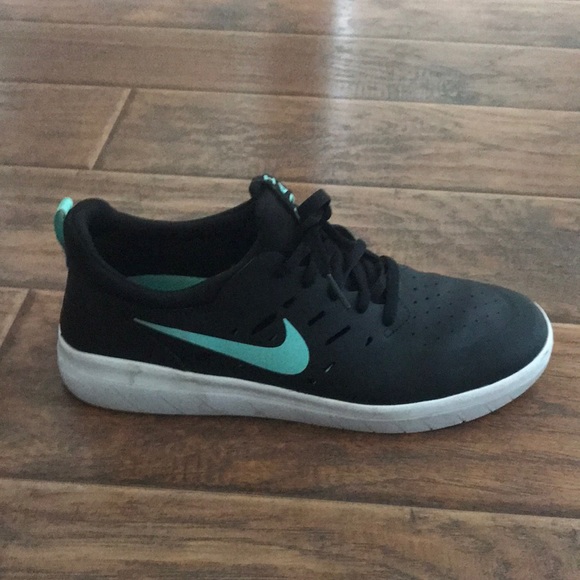 nyjah huston nike shoes